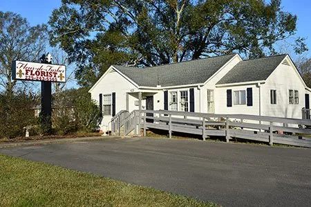 Fleur de Farber Florist storefront in Denham Springs, Louisiana